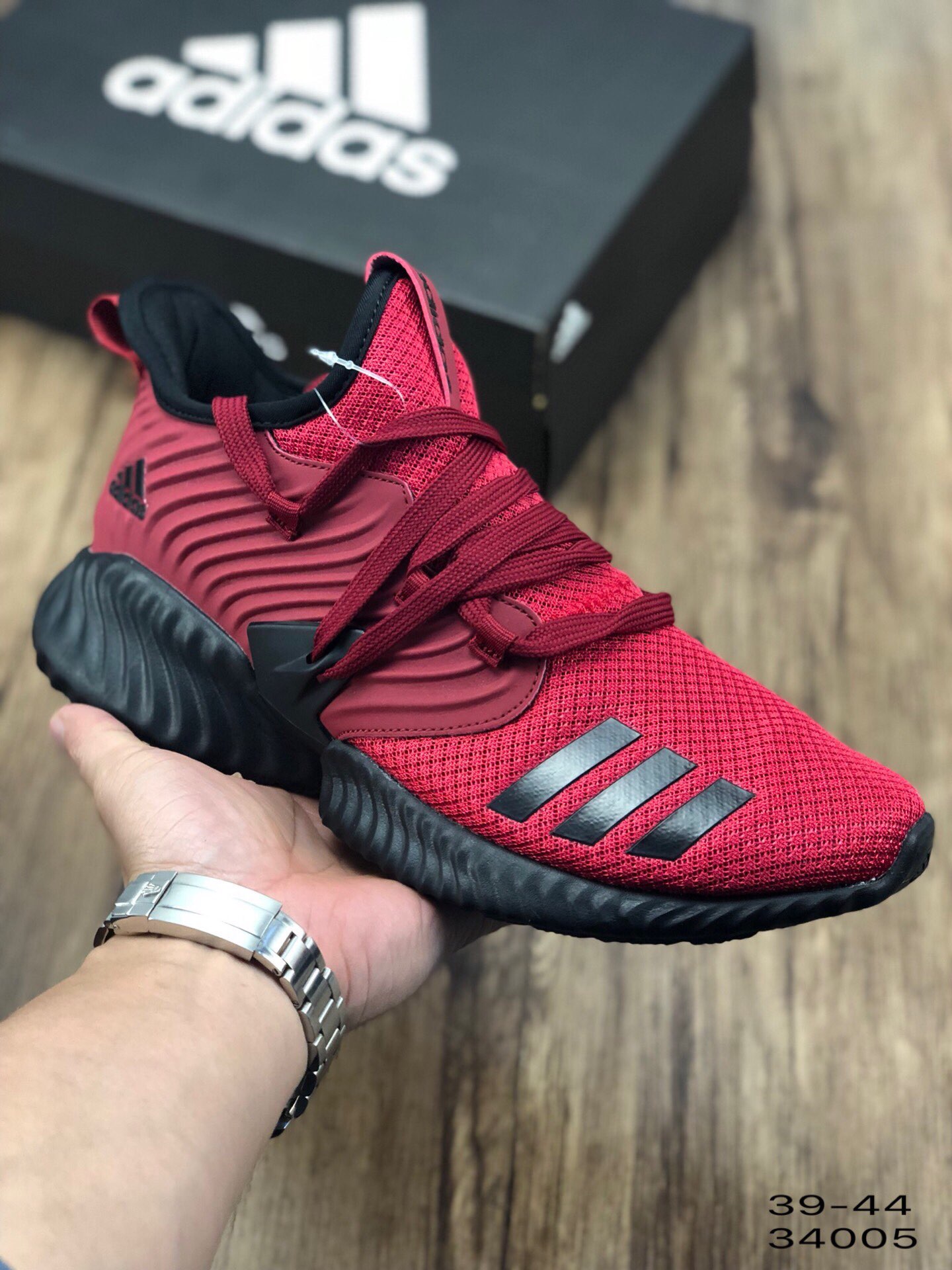 135阿迪达斯 Adidas Alphabounce 阿尔法编织网面透气 马牌橡胶外底耐磨减震极具回弹性 运动跑步鞋