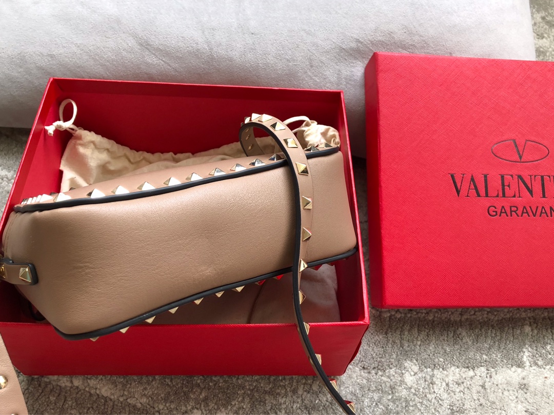 Valentino华伦天奴原版进口牛皮新款相机包00890