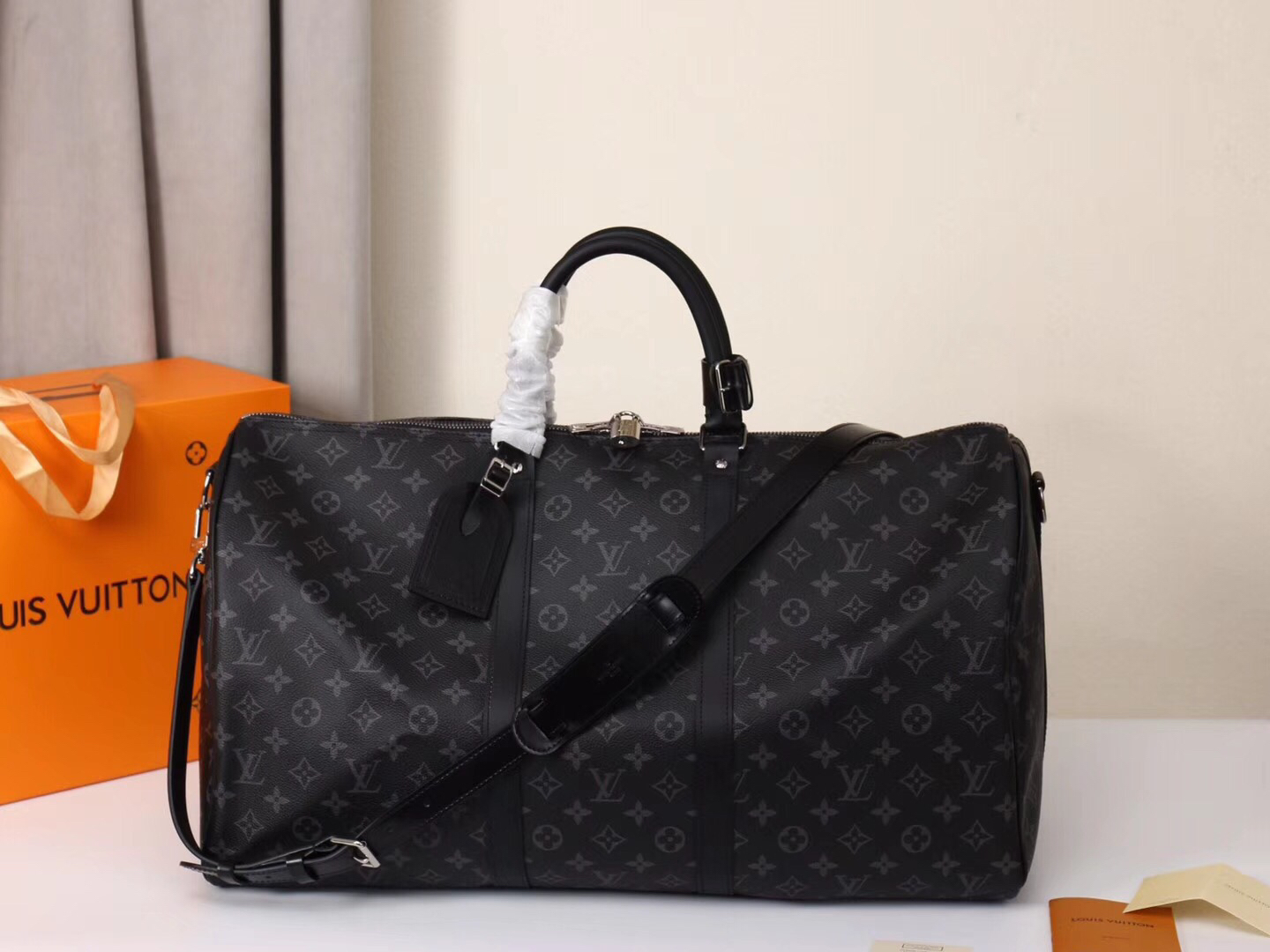 Louis Vuitton LV Keepall Travel Bags Black Grey Silver Epi Canvas Cowhide Fabric M40605