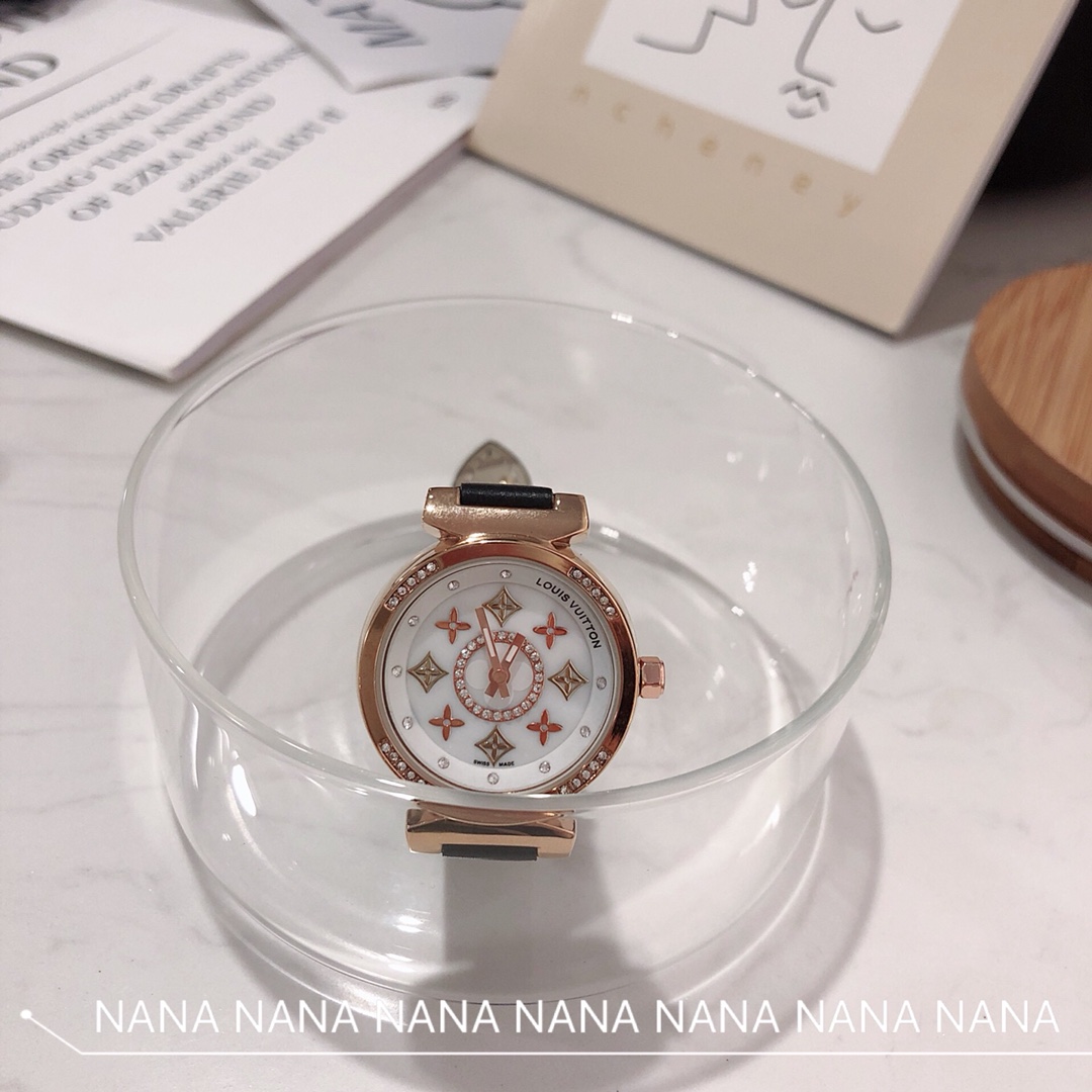 Louis Vuitton Monogram Flower Lady’s Wristwatch: Elegant and Symbolic Beauty in 32mm - 图片 6