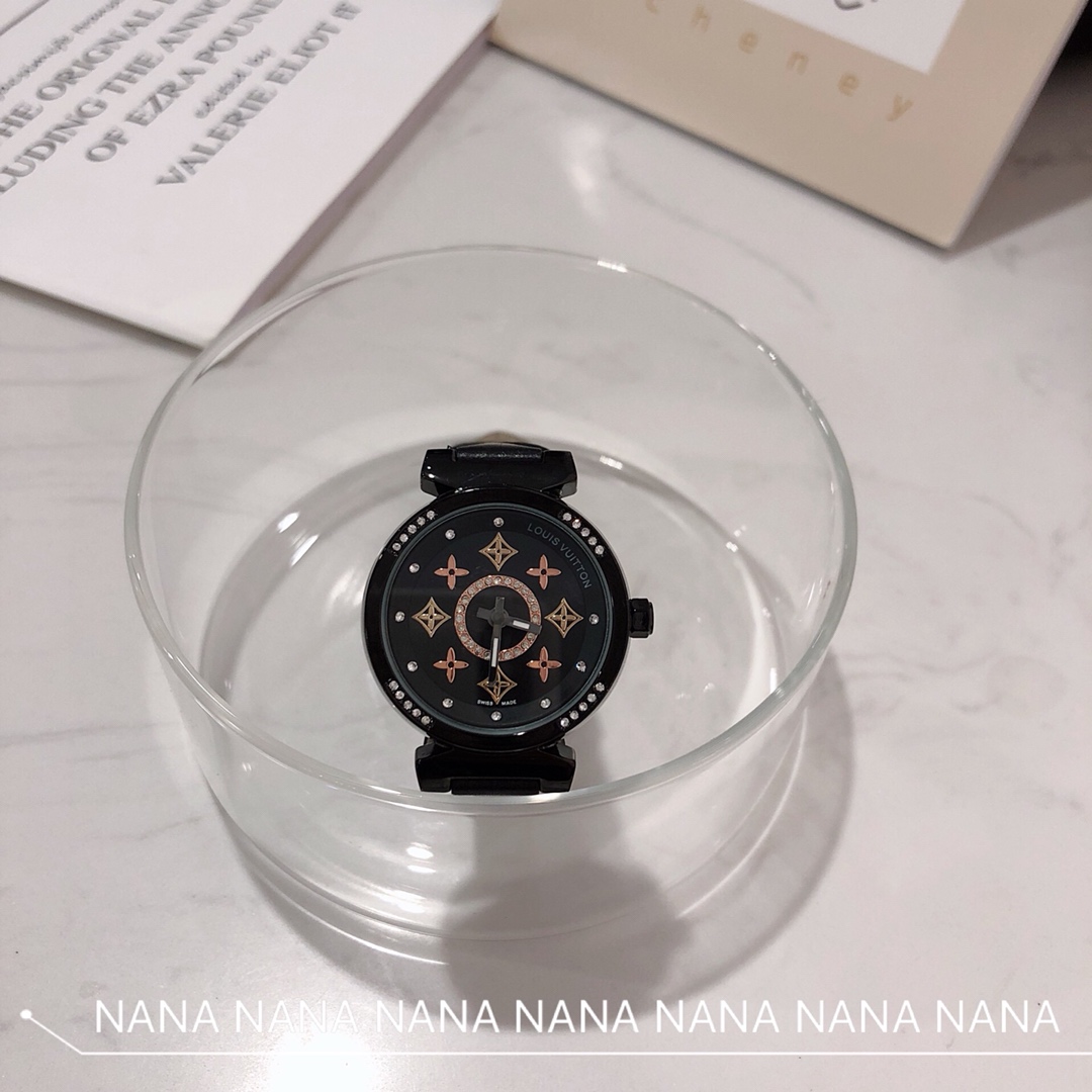 Louis Vuitton Monogram Flower Lady’s Wristwatch: Elegant and Symbolic Beauty in 32mm - 图片 5
