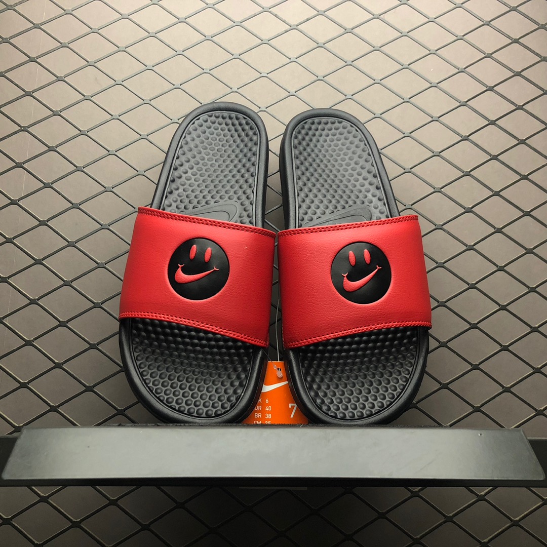 80 原厂韩代订单 区别市面所谓“原装” Simley x Nike Benassi JDI潮流拖鞋 631261-022