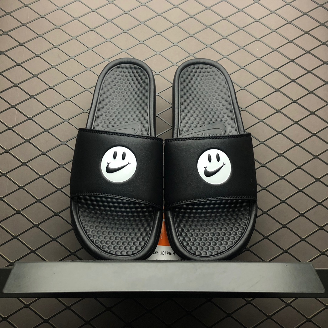 80 原厂韩代订单 区别市面所谓“原装” Simley x Nike Benassi JDI潮流拖鞋 631261-002
