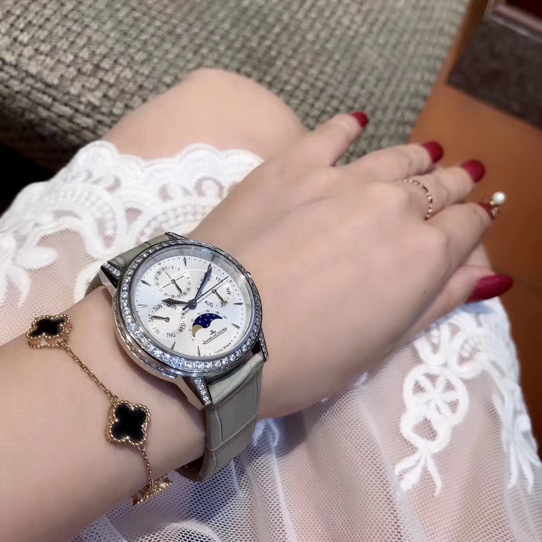 Cartier 积家约会月相复杂女款配奶奶灰表带