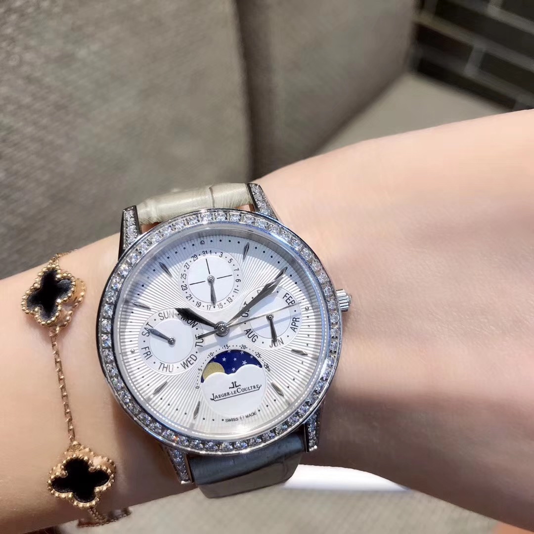 Cartier 积家约会月相复杂女款配奶奶灰表带