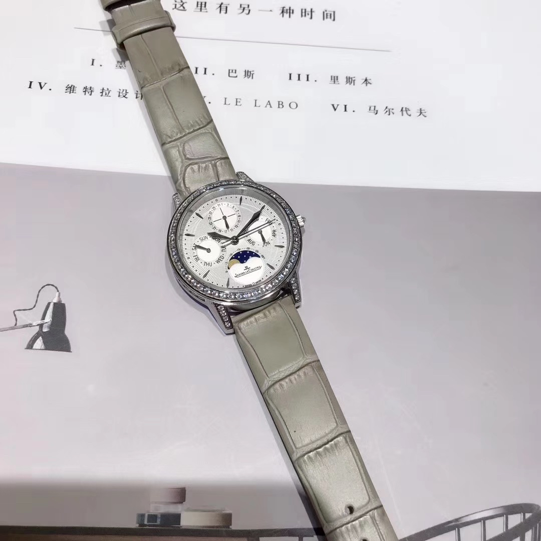 Cartier 积家约会月相复杂女款配奶奶灰表带