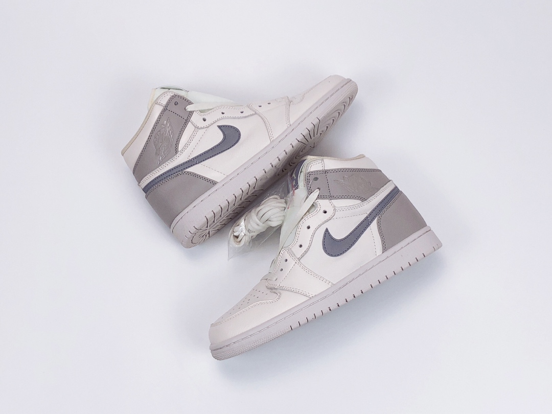 280米白灰公司级全头层独家莞产 NIKE Air Jordan 1 OG AJ1