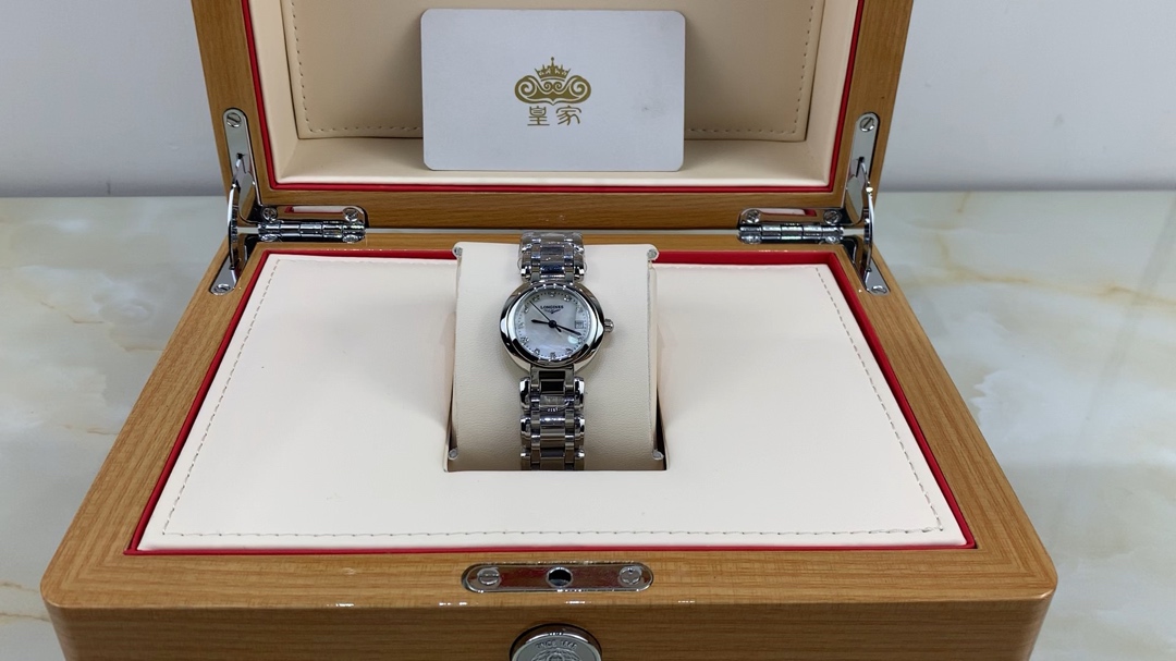 Longines 皇家 浪琴心月系列女款腕表视频欣赏