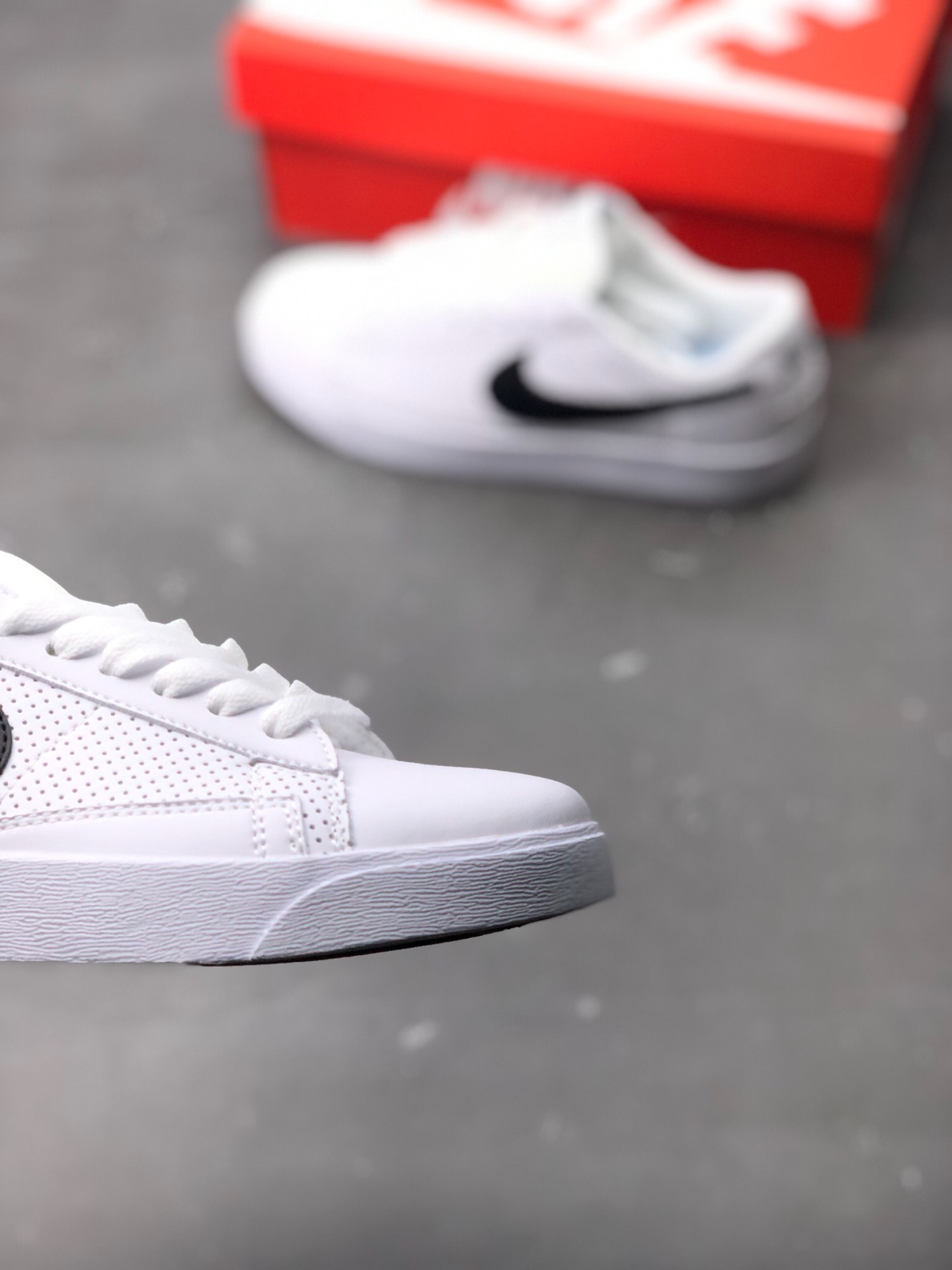 110公司级 终端供应 Nike Blazer Low LX 冲孔透气板鞋 开拓者硫化新配色 新底款式 情侣鞋