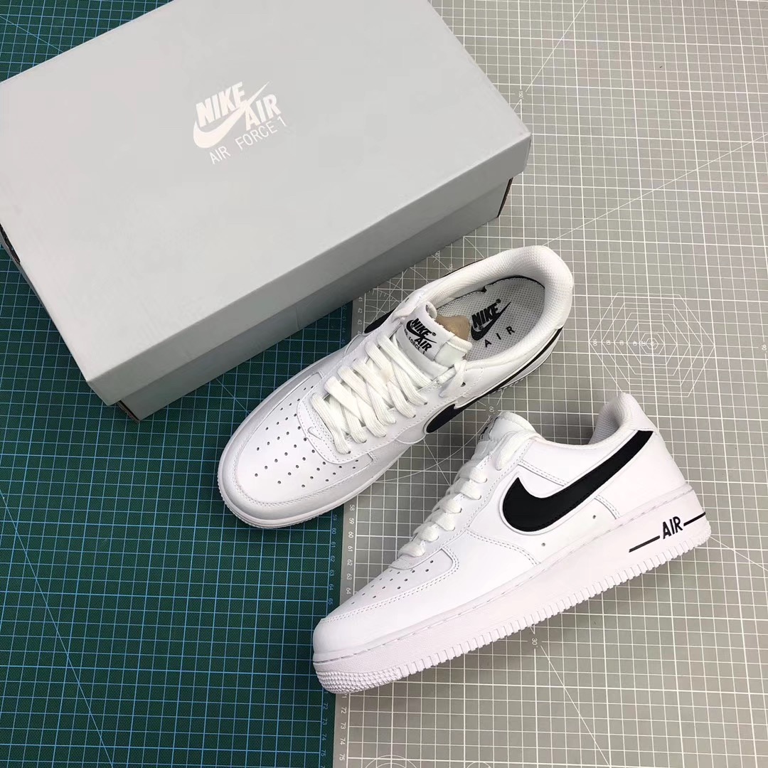190  Nike Air Force 1 Low 低帮空军一号休闲板鞋 “白黑勾印花NIKE”原盒原标全头层 货号：AO2423-101<br />尺码：36 36.5 37.5 38 38.5 39 40 40.5 41 42 42.5 43 44 44.5 45