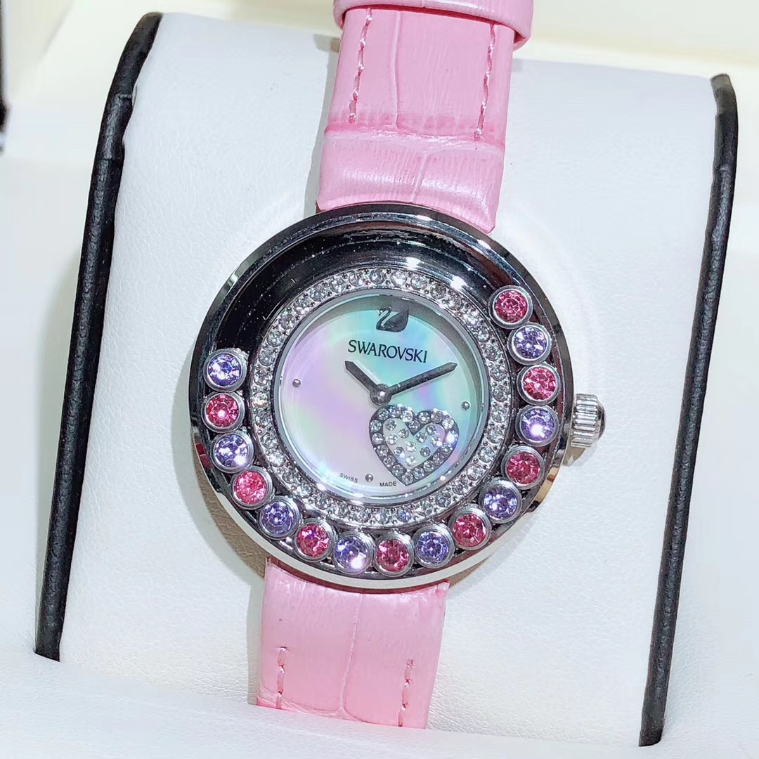 Unknown 施华洛世奇-SWAROVSKI，女款 腕表，表圈一圈可转动施华洛水晶，俏皮而动感，尺寸：35mm