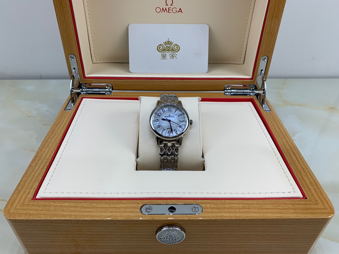 Cartier 皇家 积家约会系列女款腕表