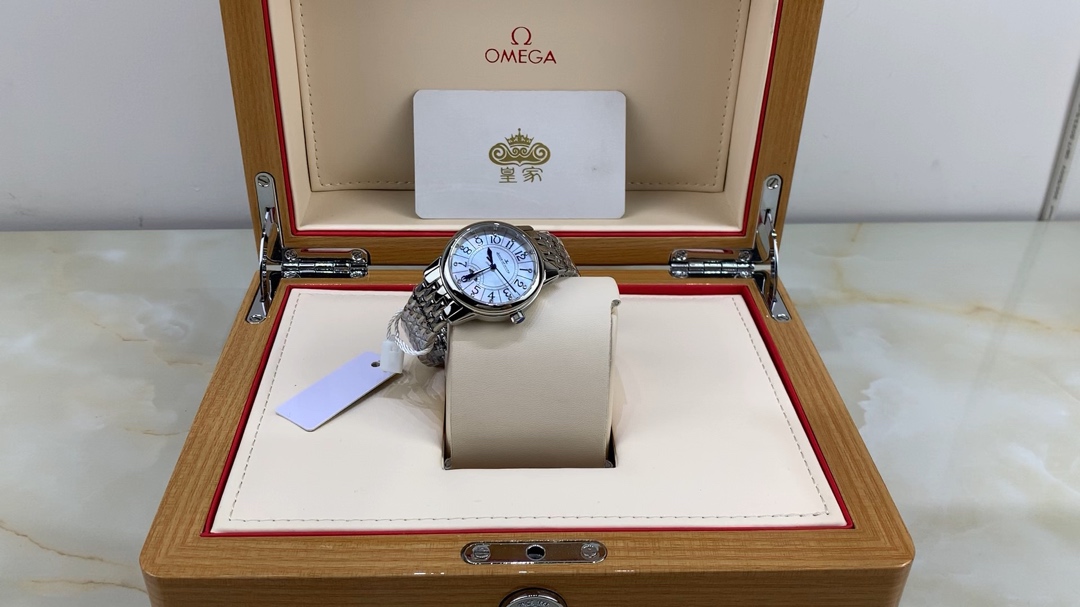 Cartier 皇家 积家约会系列女款腕表视频欣赏
