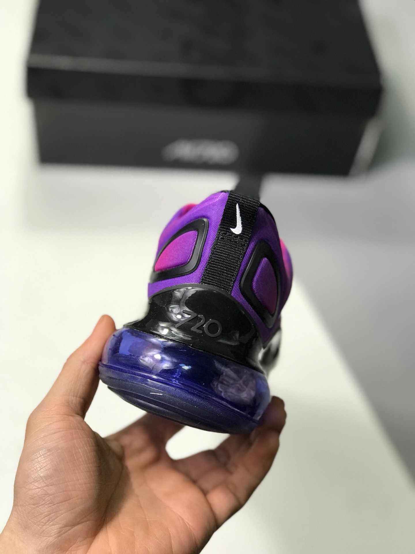 180公司级 原装黑盒 耐克 Nike Air Max 720 天眼 气垫部分的全新升级 AR9293-500