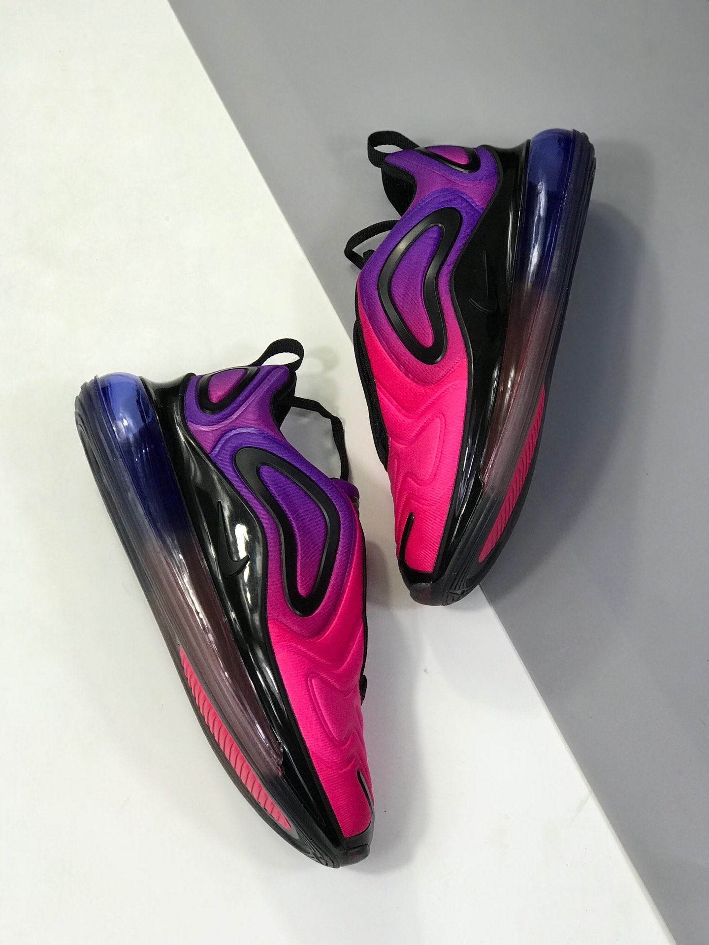 180公司级 原装黑盒 耐克 Nike Air Max 720 天眼 气垫部分的全新升级 AR9293-500