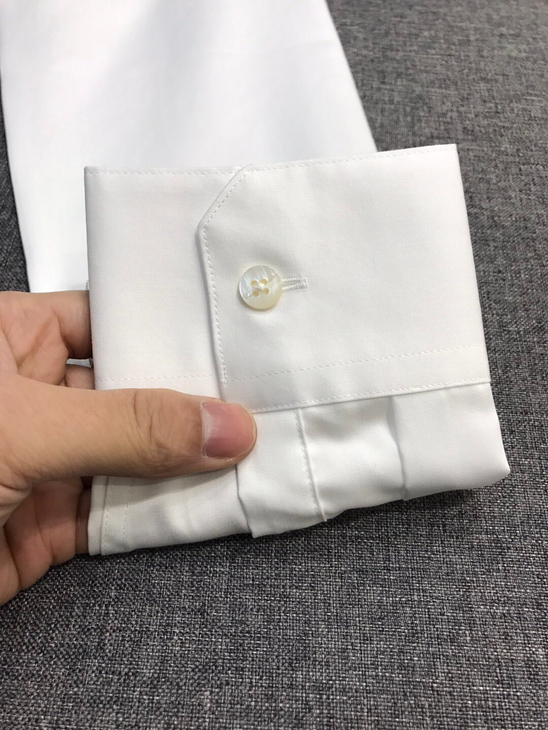 路易威登 Louis Vuitton 高定典藏名品高定成衣时装外套连衣裙衬衫T恤 #022BE421 7