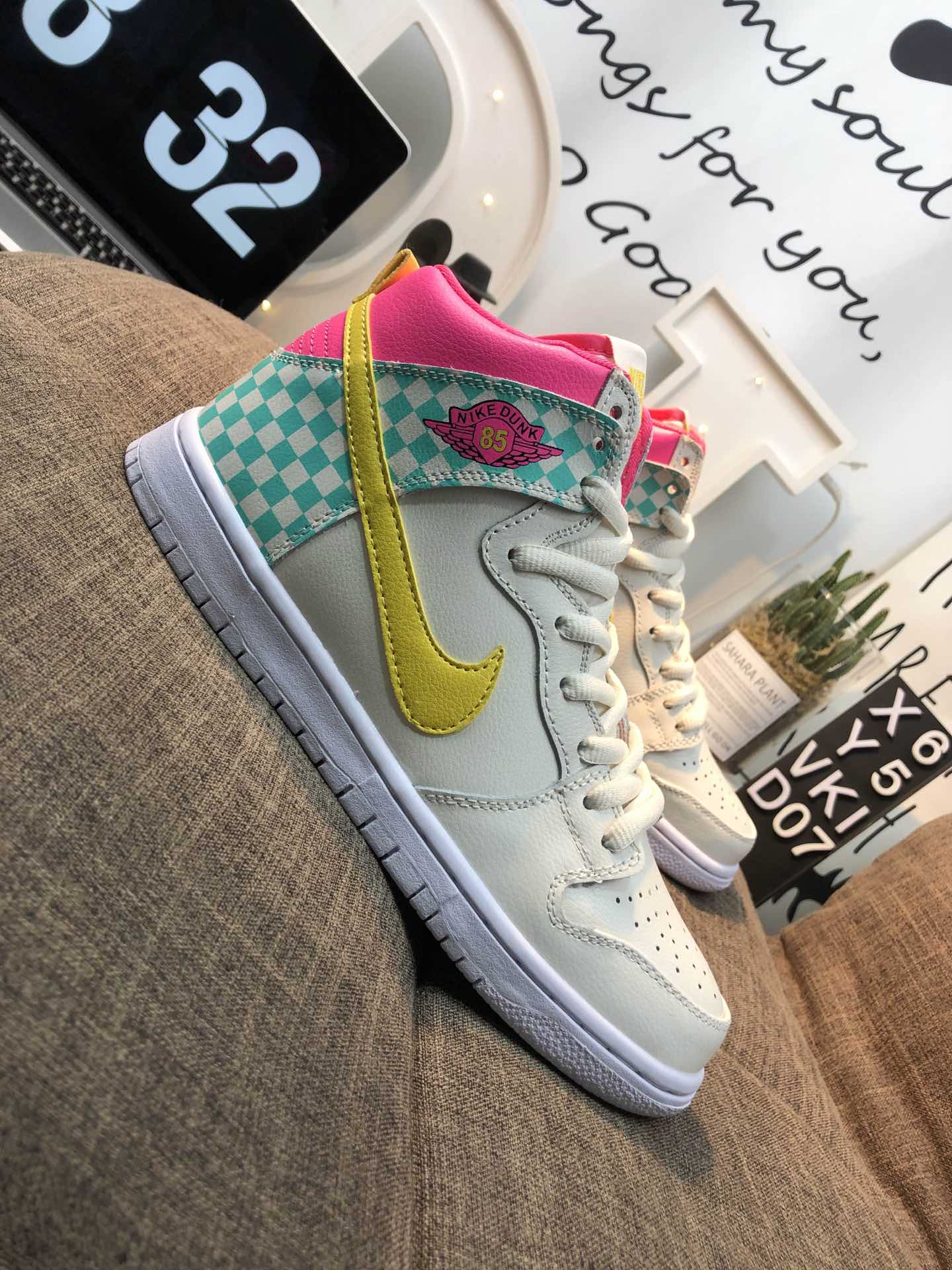 200<br /> 真标 NIKE SB ZOOM DUNK HIGH PRO  ARIZONA 亚利桑那 36 36.5 37.5 38 38.5 39 40 40.5 41 42 42.5 43 44 44.5 45 XYVKI D07
