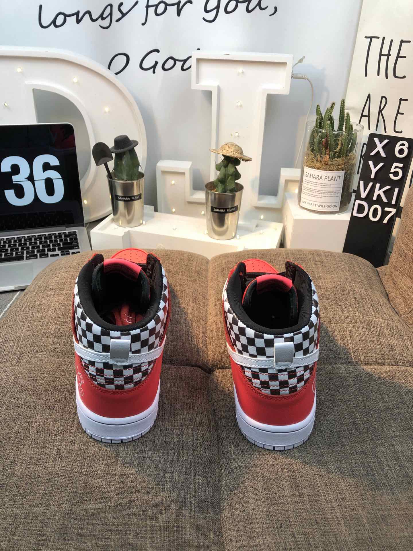 200<br />真标 NIKE SB ZOOM DUNK HIGH PRO  ARIZONA 亚利桑那 36 36.5 37.5 38 38.5 39 40 40.5 41 42 42.5 43 44 44.5 45 XYVKI D07