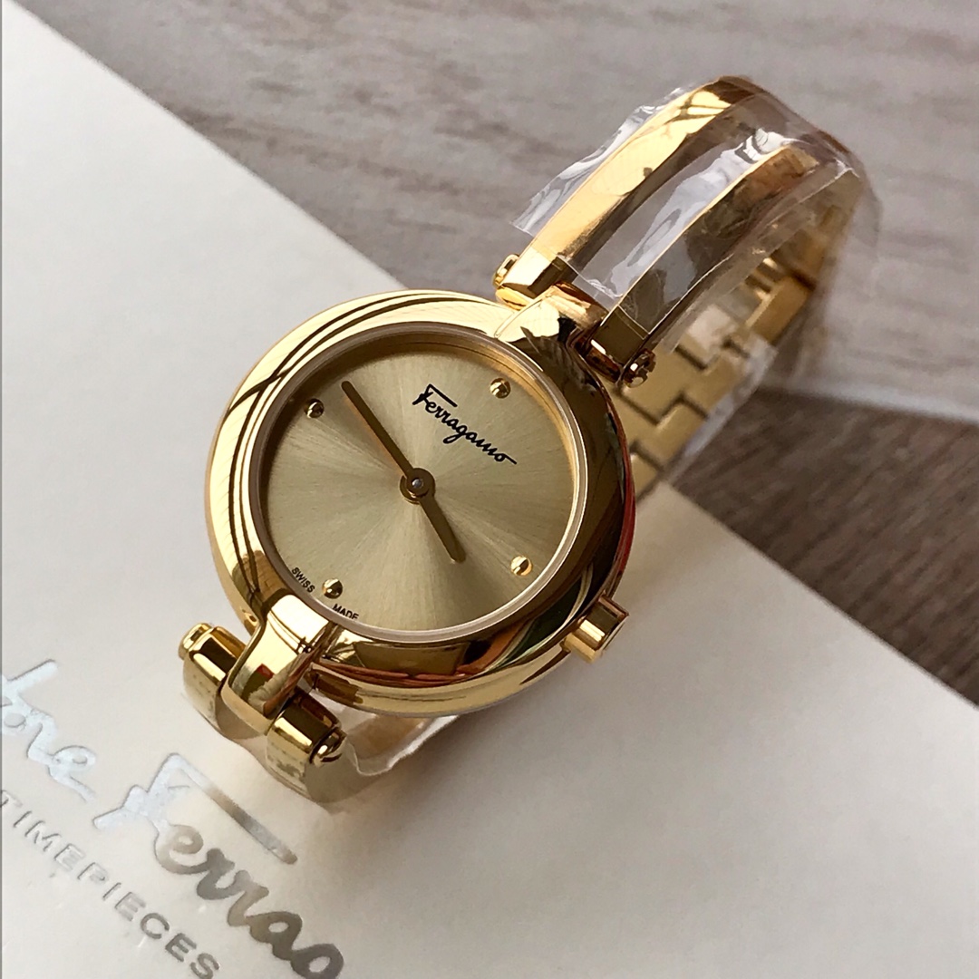 Salvatore Ferragamo Watch: Brushed New Design, Swiss Movement, Sapphire Glass, Waterproof 30m - 图片 4