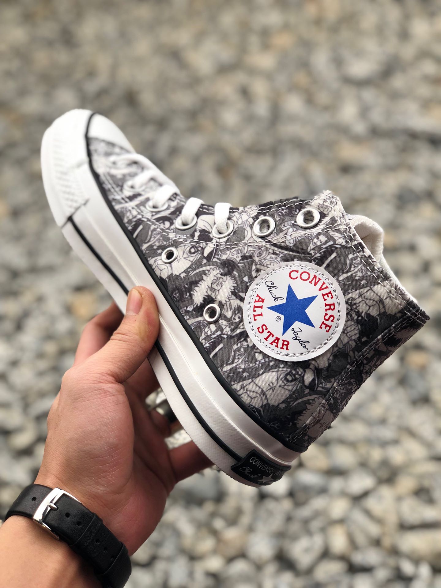 100正确硫化版本   匡威100周年限定 One Piece x Converse All Star 100 HI高帮硫化帆布板鞋“海贼王动漫彩色”