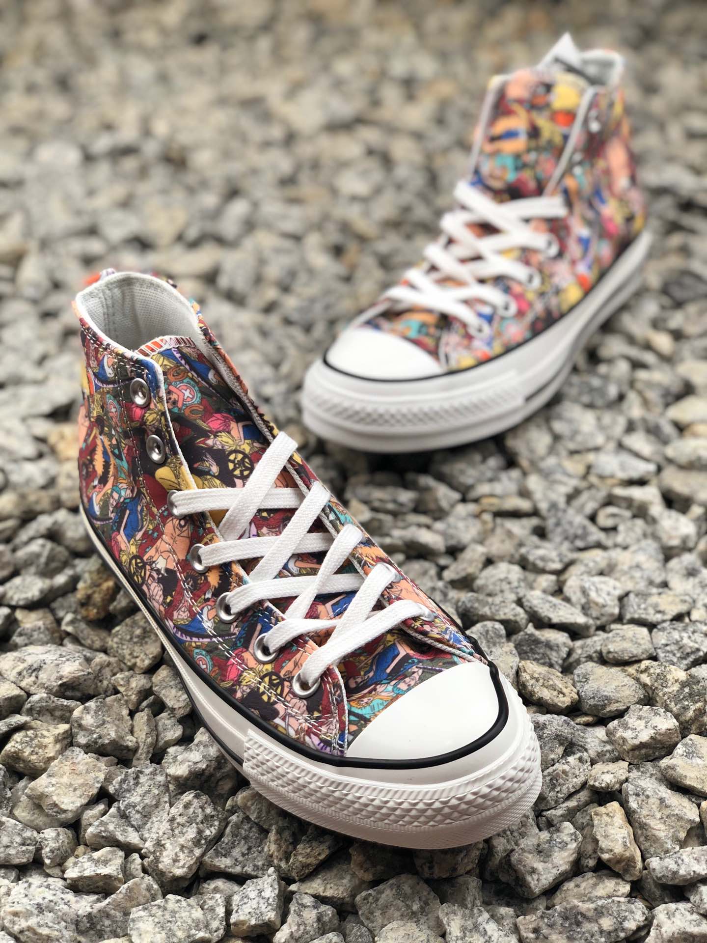 100正确硫化版本   匡威100周年限定 One Piece x Converse All Star 100 HI高帮硫化帆布板鞋“海贼王动漫彩色”