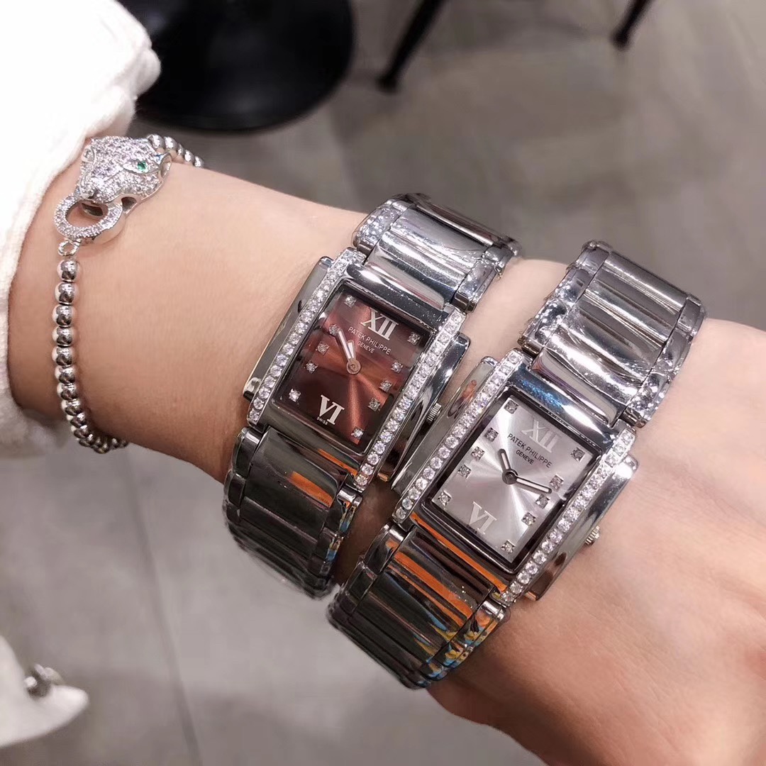 Patek Philippe 百达翡丽-Patek Philippe Twenty~4®系列 特别选取小巧的长方形表壳