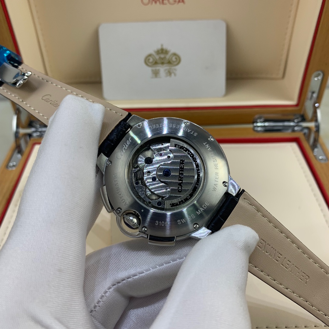 Cartier 皇家 卡地亚蓝气球系列男款腕表