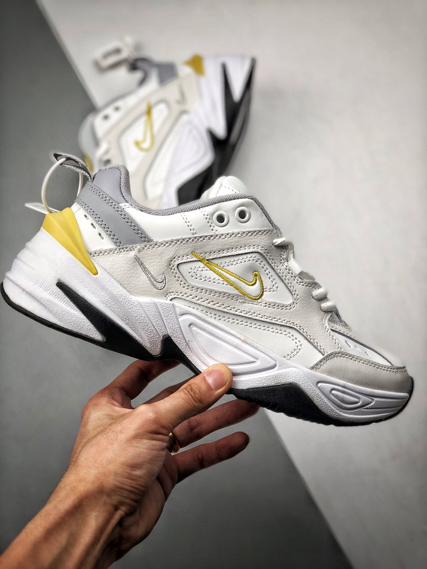 200  耐克Nike M2K Tekno Platinum”Plum Chalk”复古潮流百搭旅游休闲运动老爹鞋！<br />PCSIZE:36 36.5 37.5 38 38.5 39 40 40.5 41 42 42.5 43 44 44.5 45