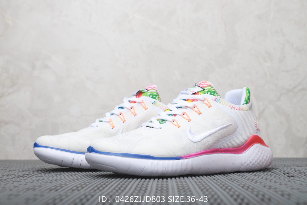 110  耐克Nike Wmns Nike Free En 2018 T-Shirt 联名款 赤足系列轻便跑步鞋！号码：36 36.5 37 38 38.5 39 40 40.5 41 42 42.5 43 44
