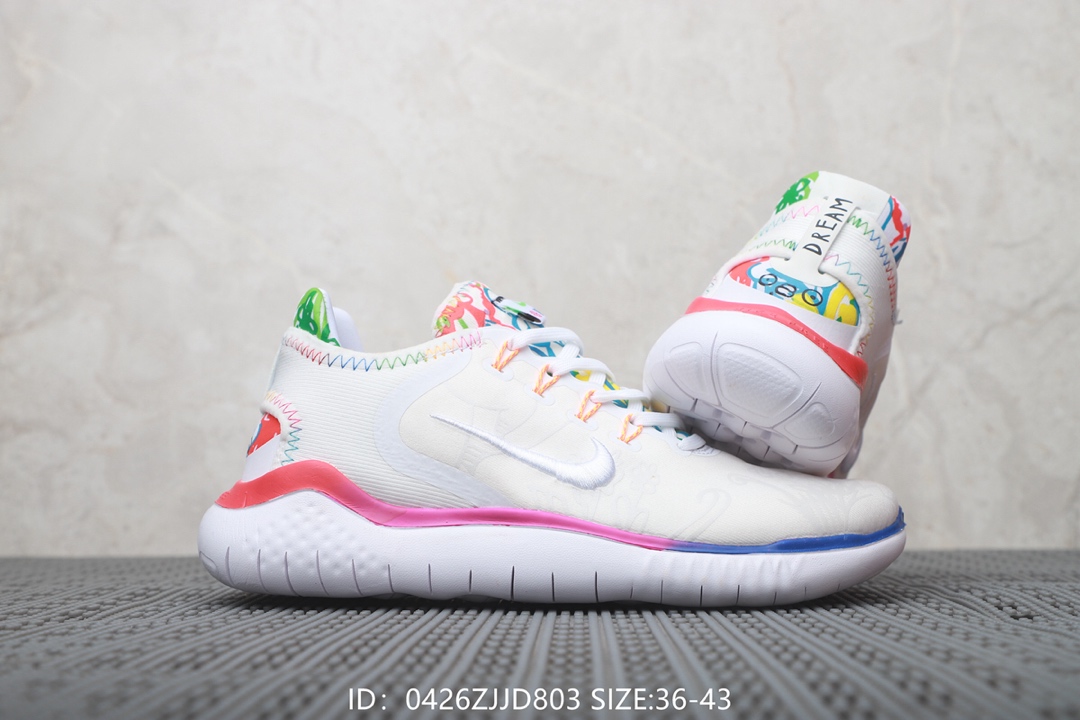 110  耐克Nike Wmns Nike Free En 2018 T-Shirt 联名款 赤足系列轻便跑步鞋！号码：36 36.5 37 38 38.5 39 40 40.5 41 42 42.5 43 44