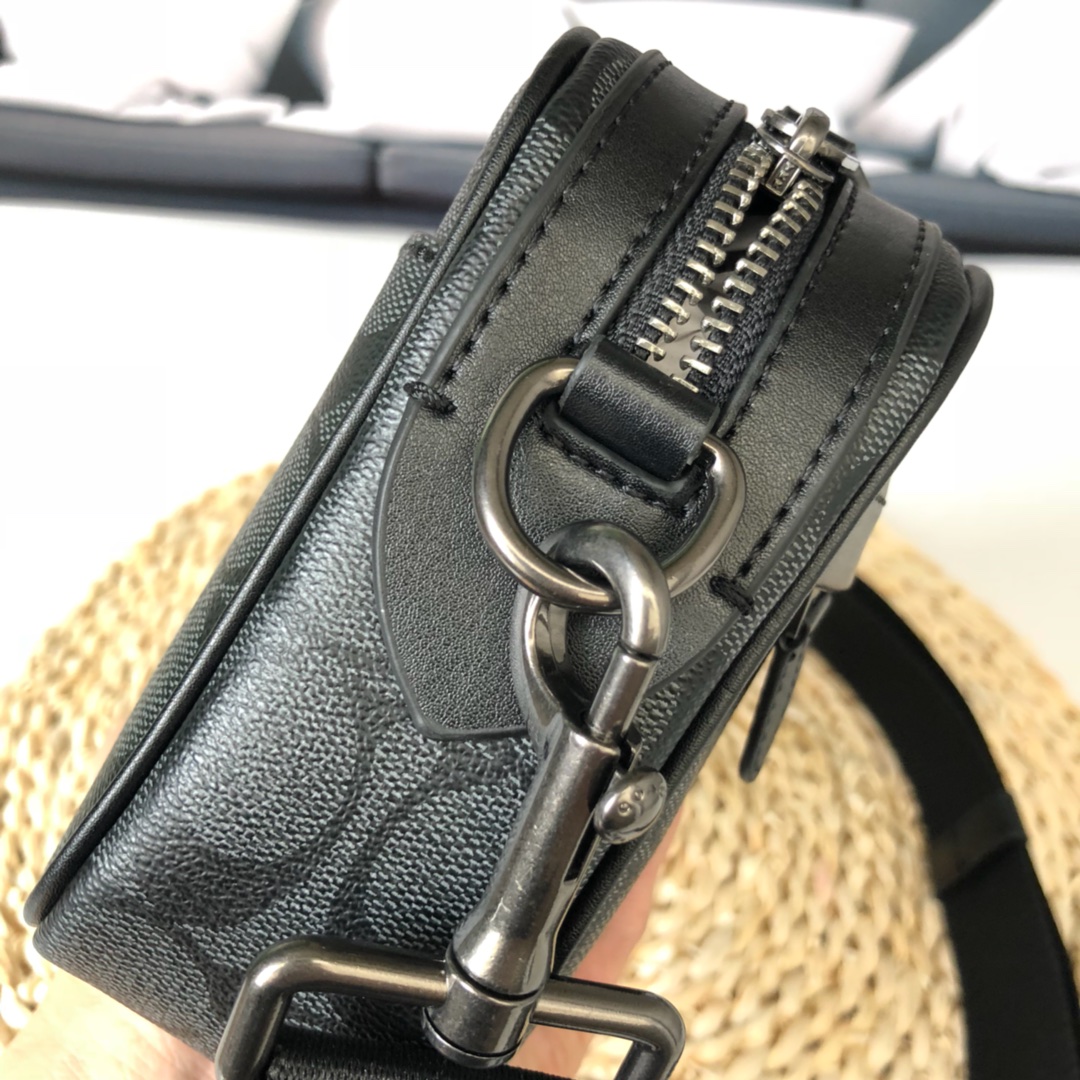 Coach coach 39946 50713 50715新款相机包 全头层牛皮材质 Graham Crossbody单肩斜挎男士相机包 尺寸 26