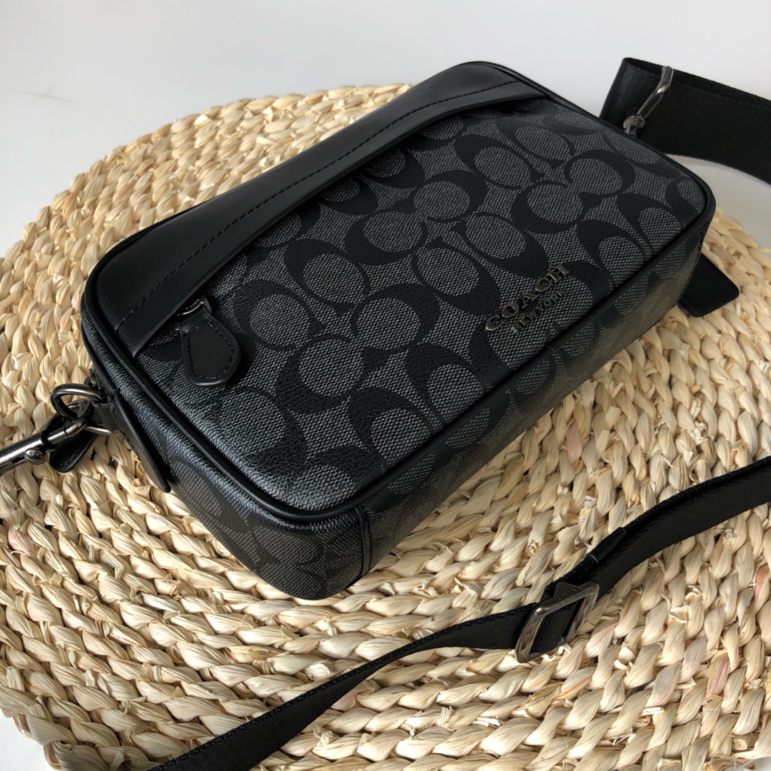 Coach coach 39946 50713 50715新款相机包 全头层牛皮材质 Graham Crossbody单肩斜挎男士相机包 尺寸 26