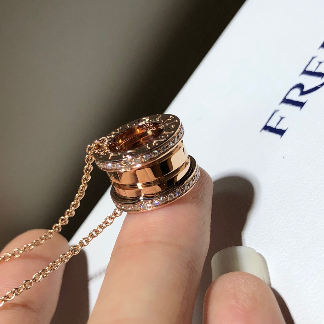 Bvlgari 客订 宝格丽边钻弹簧项链