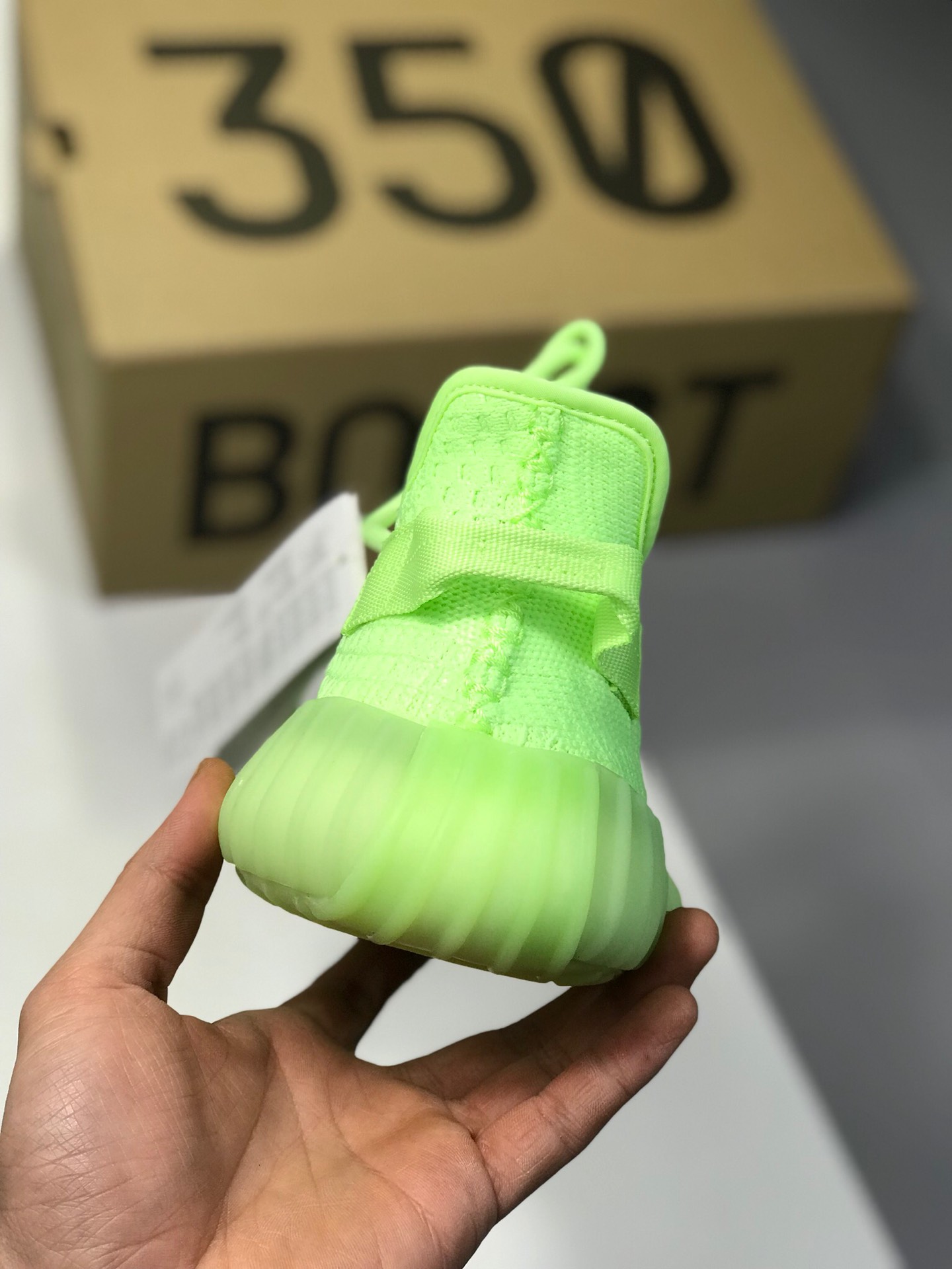170独家新品Adidas Yeezy Boost 350 V2 ＂GID' 荧光绿 EG5293 椰子350荧光绿 YEEZY350