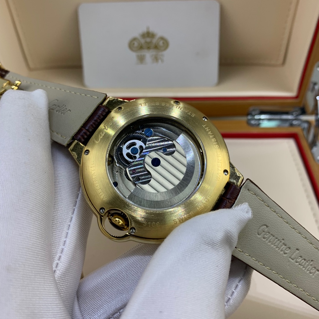 Cartier 皇家 卡地亚蓝气球月相飞轮镂空男款腕表