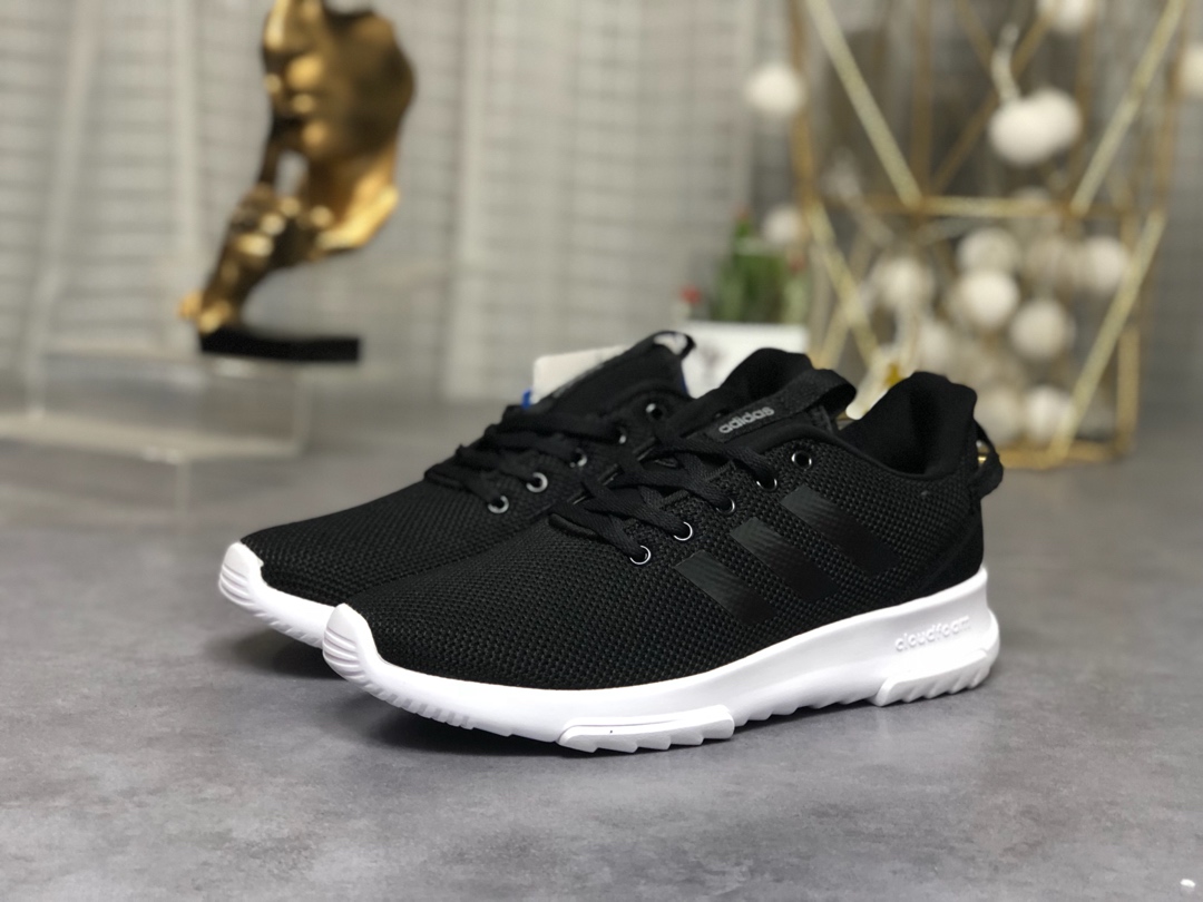 95。Adidas Cf Racer Tr 网面跑鞋