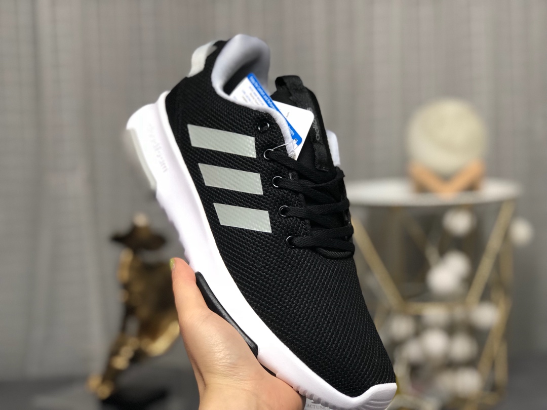 95。Adidas Cf Racer Tr 网面跑鞋