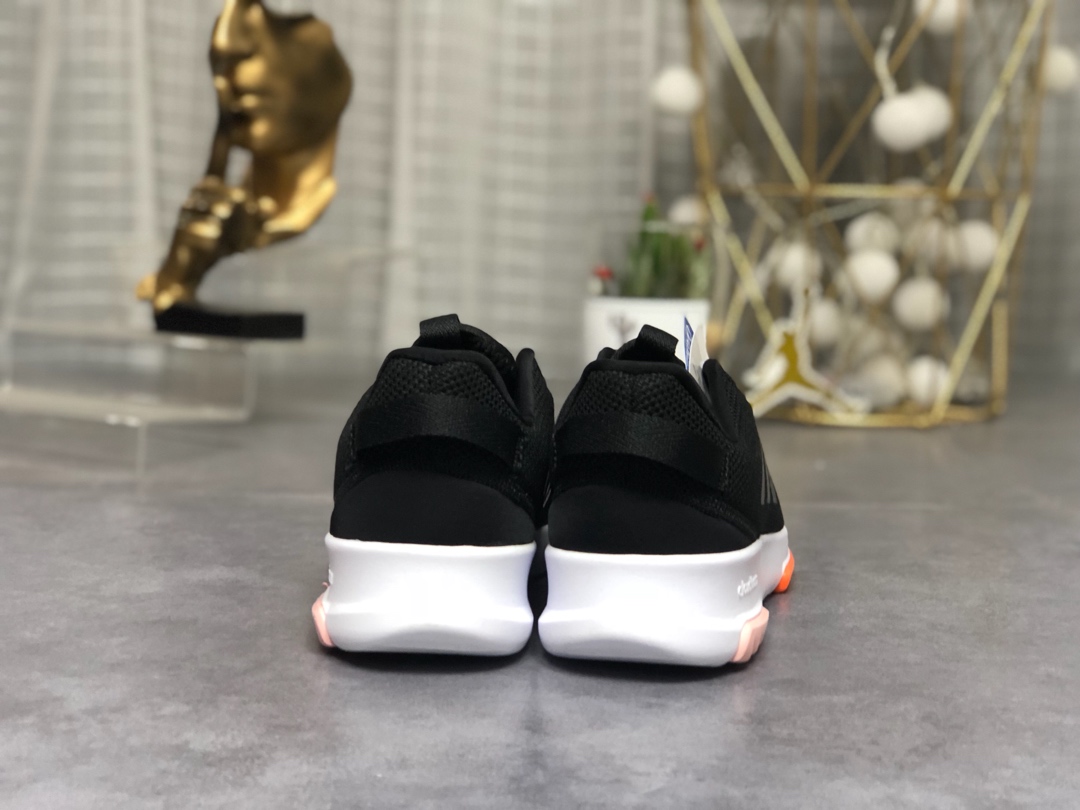 95。Adidas Cf Racer Tr 网面跑鞋