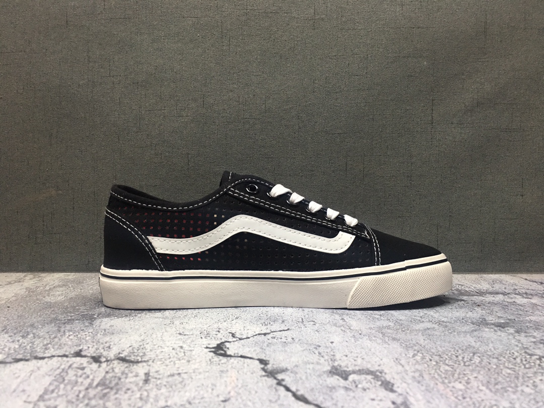 90 新品上市 夏季透气款 韩国限定 万斯 Vans Vault OG Style 冲孔黑白