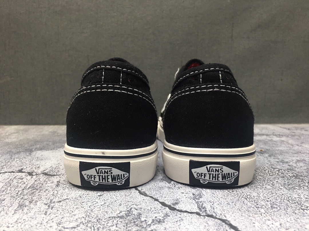 90 新品上市 夏季透气款 韩国限定 万斯 Vans Vault OG Style 冲孔黑白