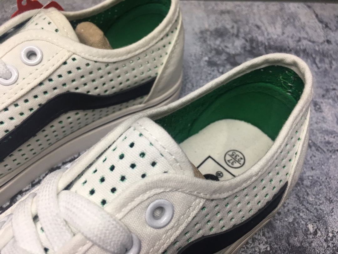 90 新品上市 夏季透气款 韩国限定 万斯 Vans Vault OG Style