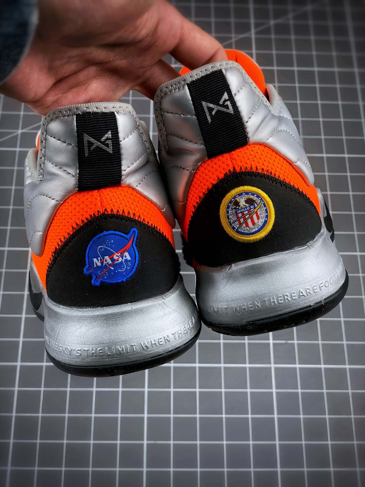 220Nike PG3 NASA EP 保罗乔治三代宇航员联名配色 原盒原标 zoom前掌气垫前掌包裹侧翼采用磨砂皮革CI2667-800