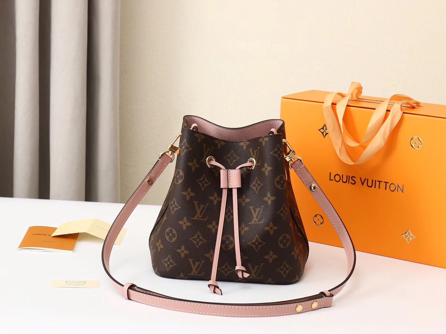 Louis Vuitton LV NeoNoe Handbags Bucket Bags Pink Monogram Canvas Calfskin Cowhide M53609