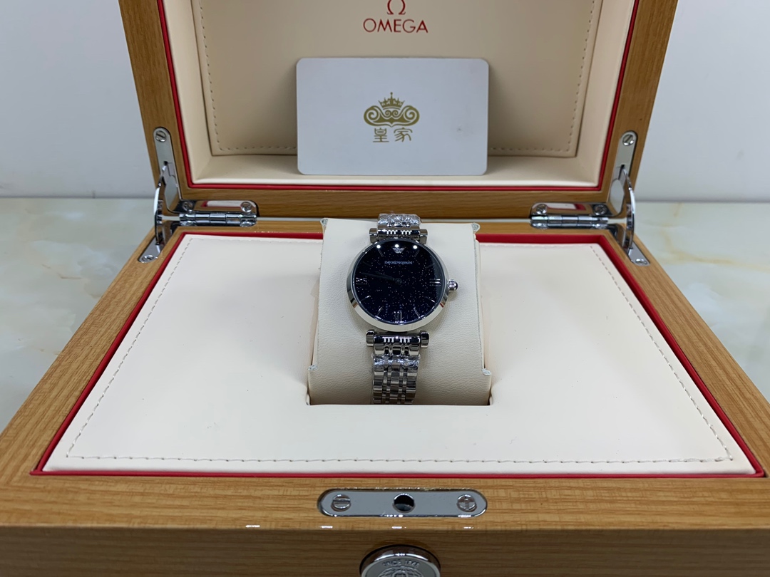 Armani 皇家 阿玛尼满天星系列女款腕表