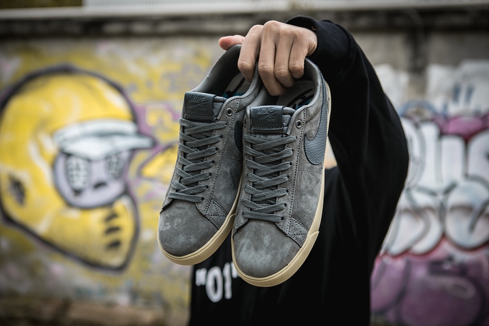 140真标半码Nike 耐克 NIKE SB BLAZER ZOOM LOW GT 男/女滑板鞋