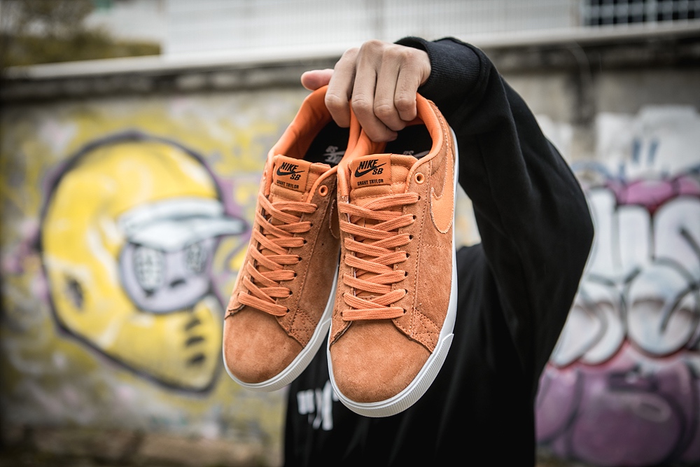 140真标半码Nike 耐克 NIKE SB BLAZER ZOOM LOW GT 男/女滑板鞋