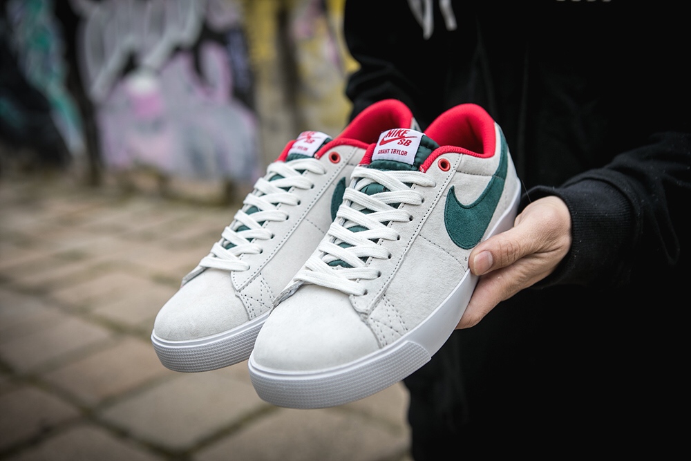 140真标半码Nike 耐克 NIKE SB BLAZER ZOOM LOW GT 男/女滑板鞋