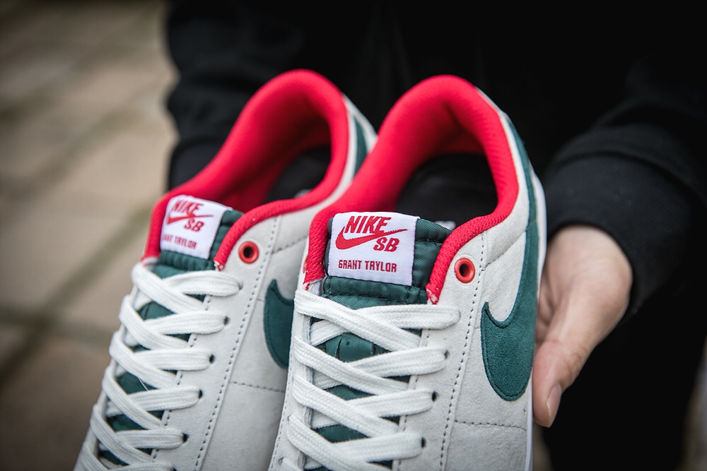 140真标半码Nike 耐克 NIKE SB BLAZER ZOOM LOW GT 男/女滑板鞋