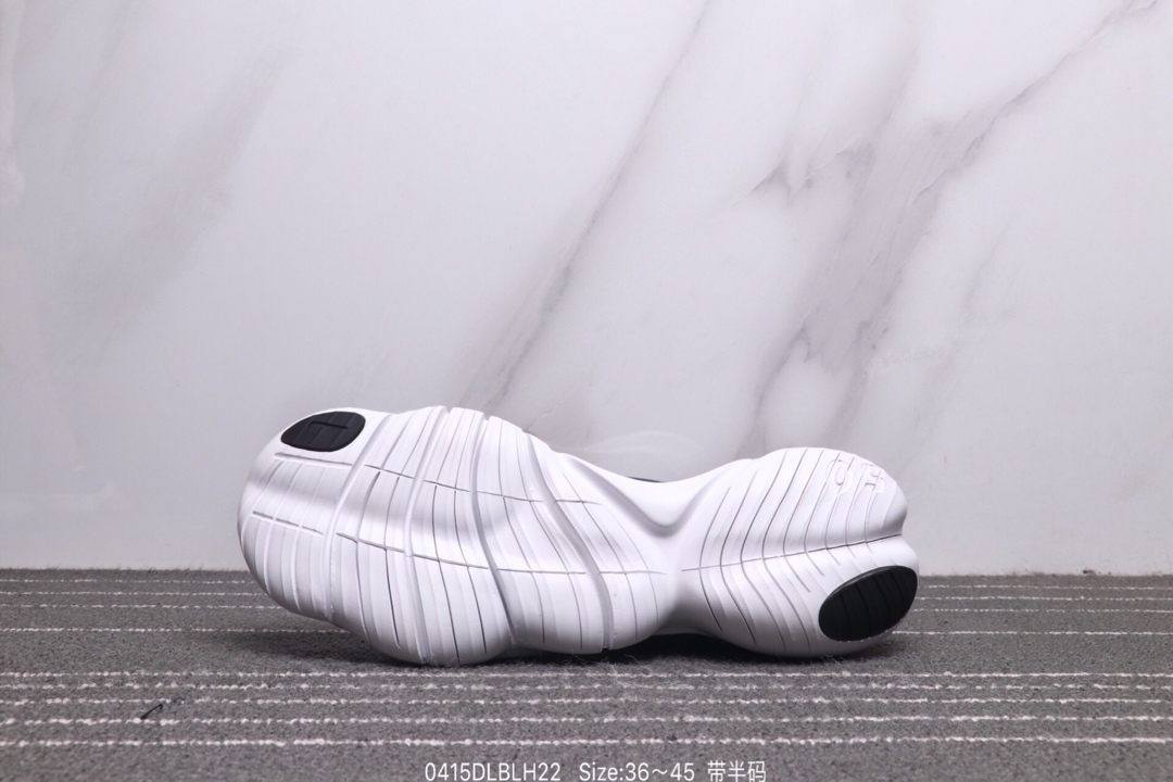 130<br />耐克 Nike Wmns Nike Free Rn 5.0 新款赤足5.0 轻便休闲慢跑鞋<br /> ♂  ♀ 尺码:动36～45<br />ID: 0415DLBLH22