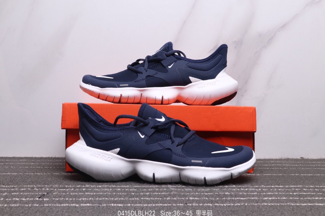 130<br />耐克 Nike Wmns Nike Free Rn 5.0 新款赤足5.0 轻便休闲慢跑鞋<br /> ♂  ♀ 尺码:动36～45<br />ID: 0415DLBLH22